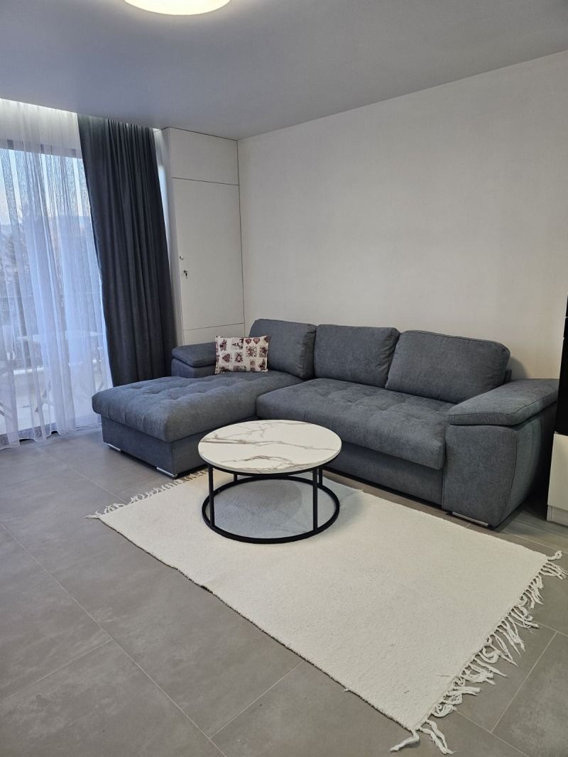 Продава 2-СТАЕН в област Пазарджик, гр. Велинград - 55 кв.м / 121 500 € » 237 633.35 лв., МАРБЪЛ