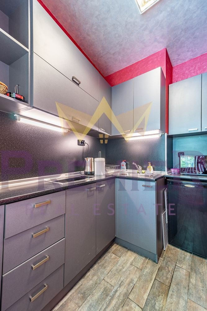 Te koop  Kantoor Varna , Tsentar , 120 m² | 94027219 - afbeelding [8]