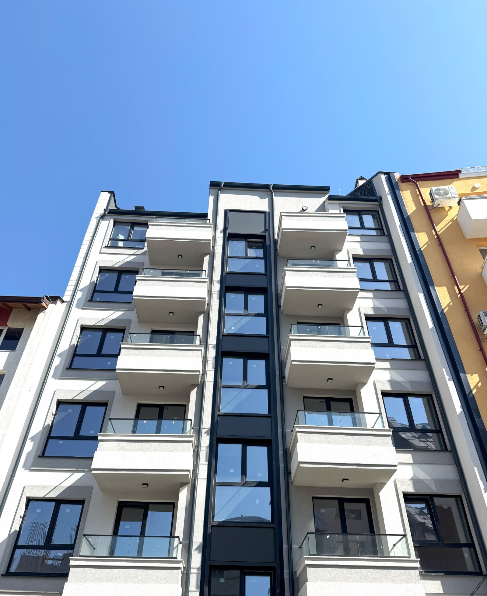 Продава 3-СТАЕН, гр. София, Център, снимка 14 - Апартаменти - 54341067