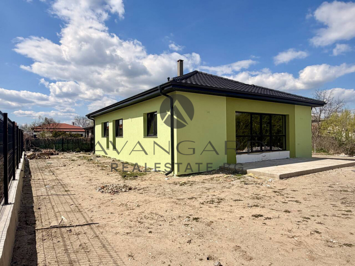 Продава КЪЩА, с. Скутаре, област Пловдив, снимка 4 - Къщи - 54251071