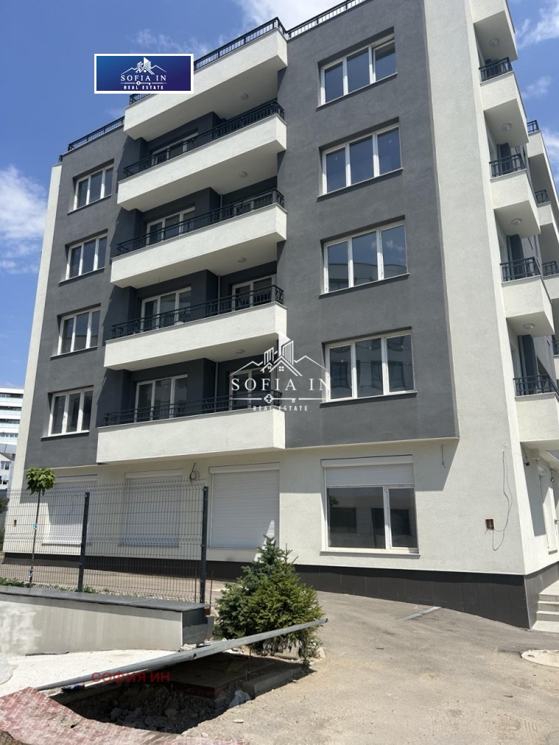 Продава  3-стаен, град София, Младост 4 •  219 900 € • ID 84372658 — holmes.bg - [1] 