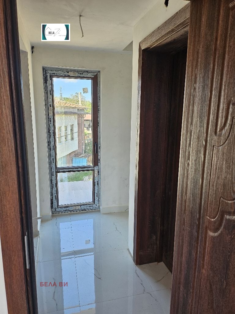 Na prodej  Dům oblast Pernik , Slakovci , 83 m2 | 56631177 - obraz [15]