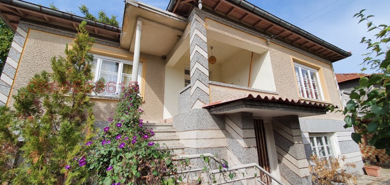 Продава КЪЩА, с. Партизанин, област Стара Загора, снимка 4 - Къщи - 52849842