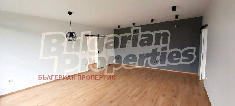 Продава КЪЩА, с. Църква, област Добрич, снимка 13 - Къщи - 53517999