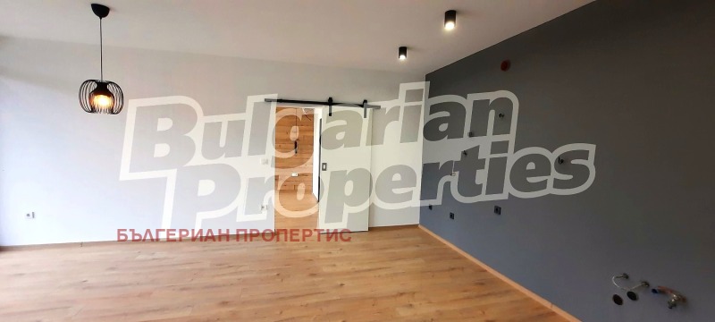 Продава КЪЩА, с. Църква, област Добрич, снимка 4 - Къщи - 53517999