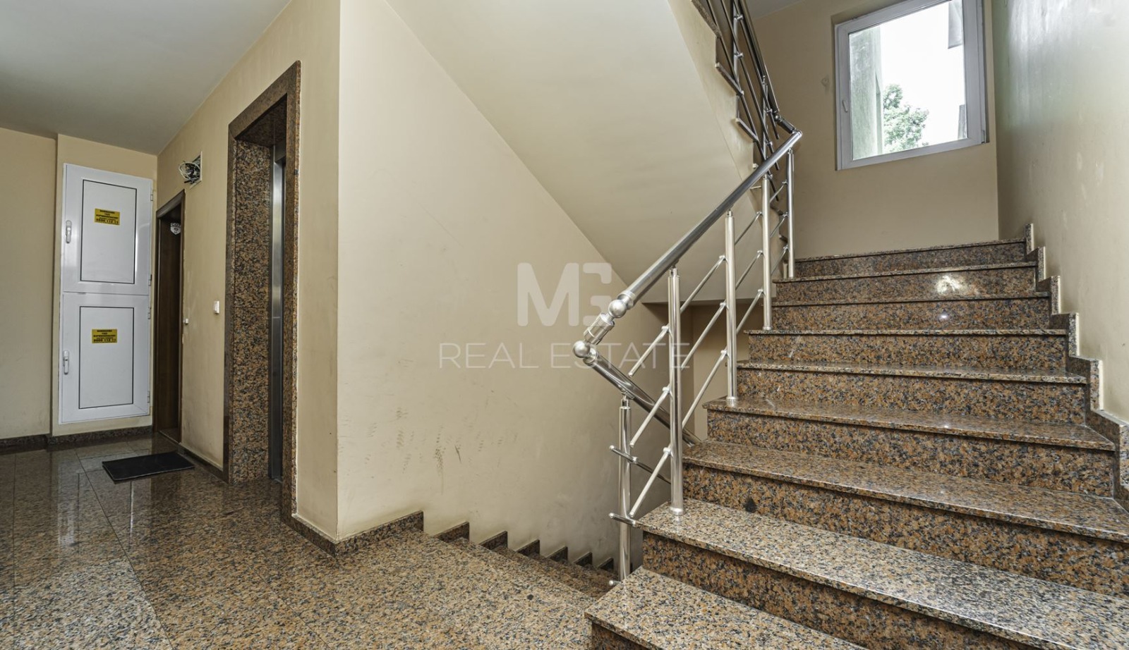 Продава 2-СТАЕН, гр. София, Студентски град, снимка 2 - Апартаменти - 55347467