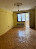 Продава 2-СТАЕН, град Плевен, Идеален център • 104000 € • 59839637 1