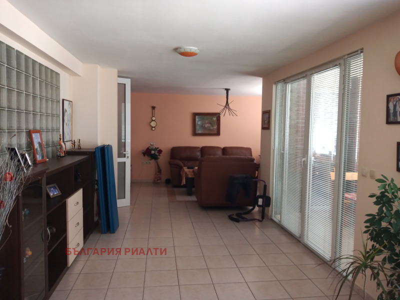 In vendita  Maisonette Sofia , Pavlovo , 373 mq | 32655652 - Immagine [8]