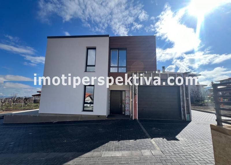 Продава  Къща, област Пловдив, с. Марково •  285 000 EUR • ID 56065339 — holmes.bg - [1] 