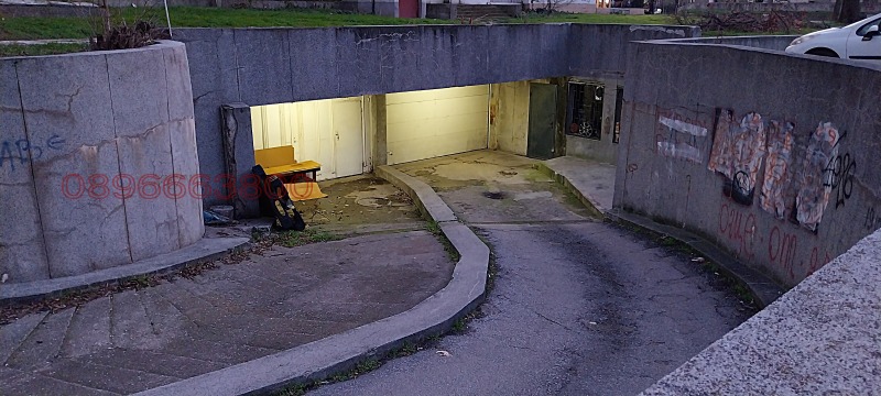 Продава ГАРАЖ, ПАРКОМЯСТО, гр. Пловдив, Тракия, снимка 3 - Гаражи и паркоместа - 53018364