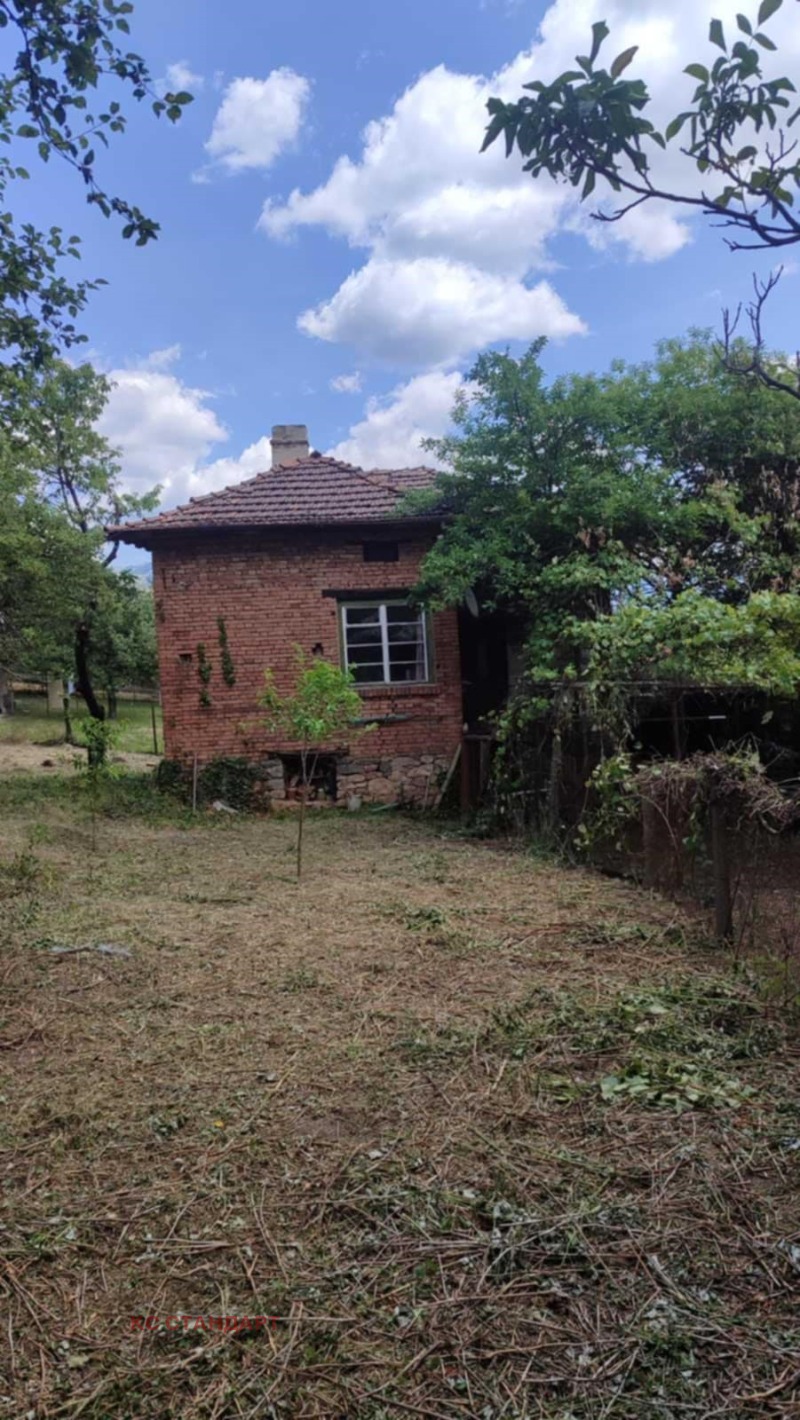 Продава КЪЩА в област София, с. Челопеч - 70 кв.м / 55 000 € » 107 570.65 лв., КС СТАНДАРТ