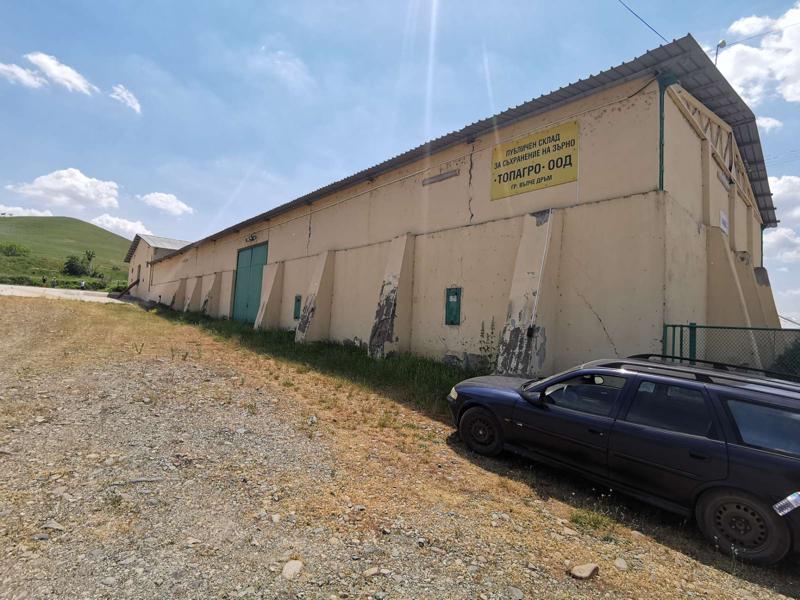 Продава ПРОМ. ПОМЕЩЕНИЕ | Imot.bg — изображение 2