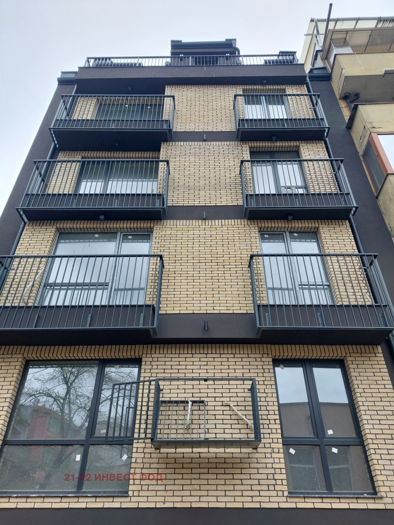 Myytävänä  2 makuuhuonetta Plovdiv , Karšijaka , 136 neliömetriä | 86249092