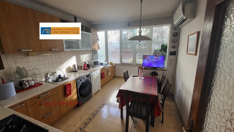 Продава  3-стаен, град София, Лозенец •  499 000 EUR • ID 68124374 — holmes.bg - [1] 