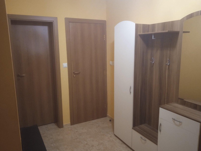 Myytävänä  2 makuuhuonetta Burgas , Sarafovo , 81 neliömetriä | 28119497 - kuva [11]