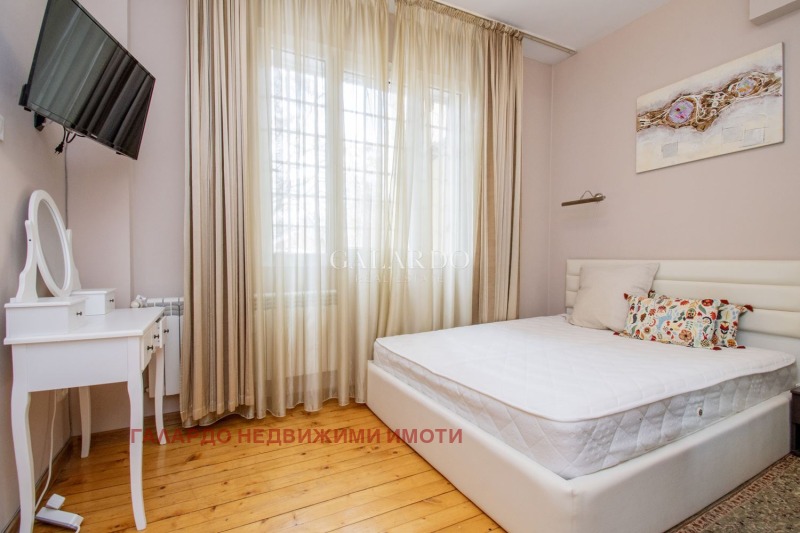 Продава  3-стаен град София , Център , 112 кв.м | 17429410 - изображение [10]