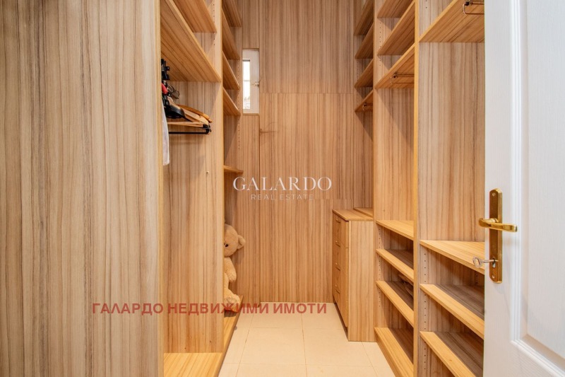 Продава  3-стаен град София , Център , 112 кв.м | 17429410 - изображение [9]