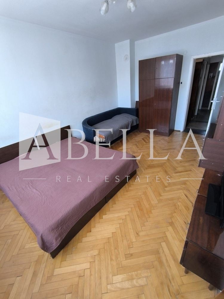 Продава 3-СТАЕН, гр. София, Свобода, снимка 2 - Апартаменти - 54146613