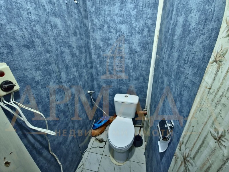 For Sale  2 bedroom Plovdiv , Izgrev , 64 sq.m | 74541180 - image [9]