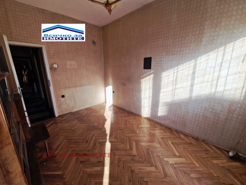 Продава 3-СТАЕН, гр. Русе, Център, снимка 8 - Апартаменти - 53258788