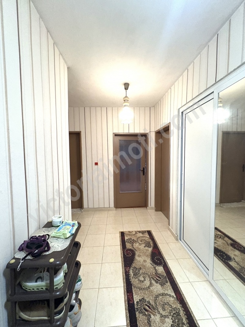 Продава 3-СТАЕН, гр. Велико Търново, Център, снимка 6 - Апартаменти - 53334434