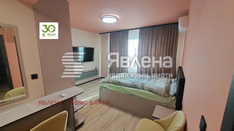 Продава ЕТАЖ ОТ КЪЩА, гр. Варна, Галата, снимка 7 - Етаж от къща - 53599624