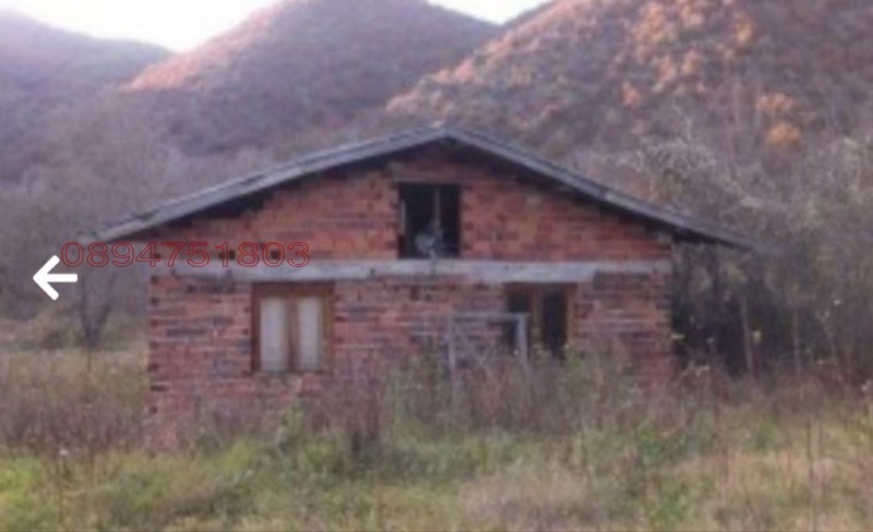 Продава ВИЛА, с. Пастух, област Кюстендил