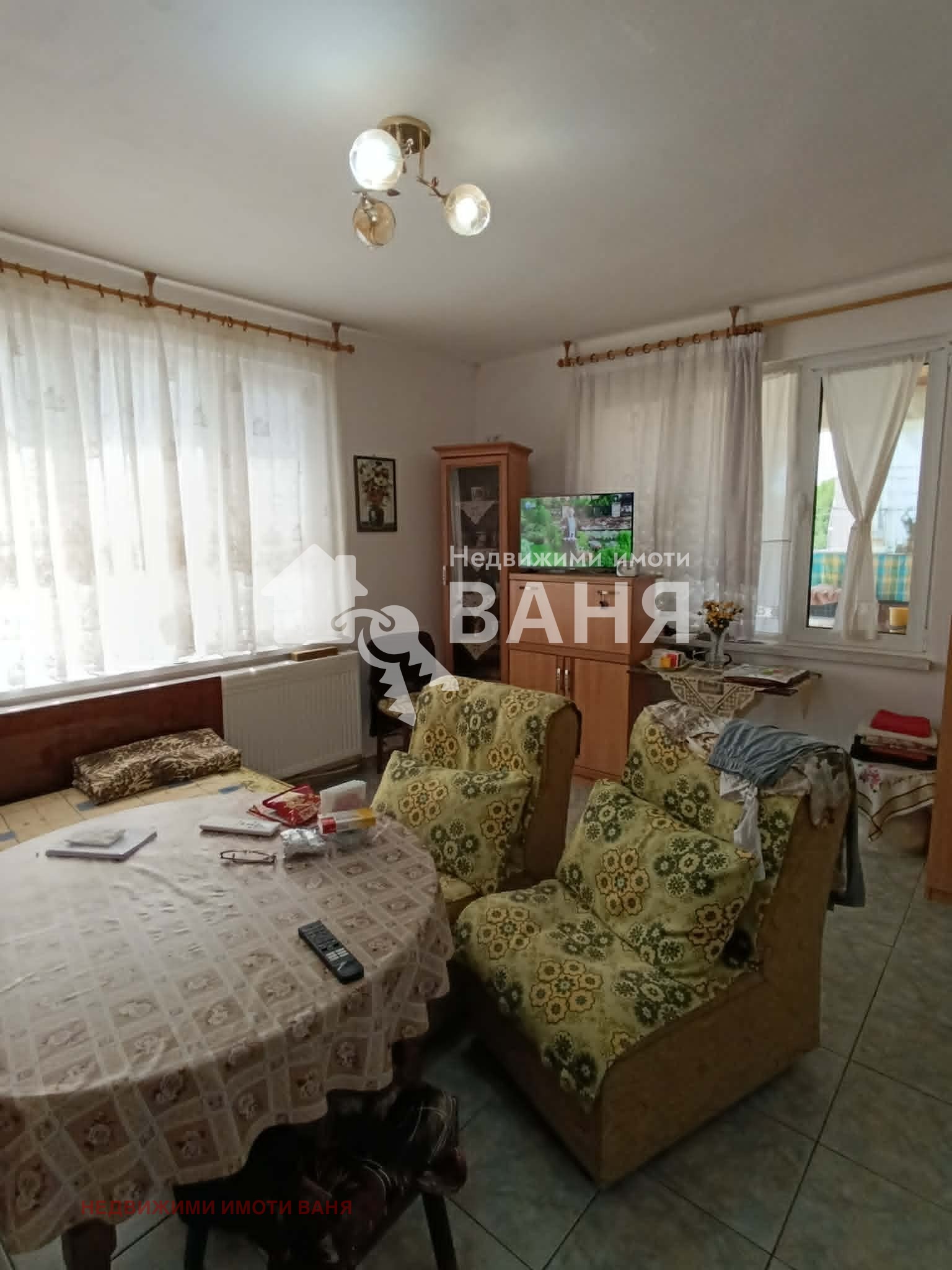 Продава ЕТАЖ ОТ КЪЩА, гр. Баня, област Пловдив, снимка 11 - Етаж от къща - 55313336