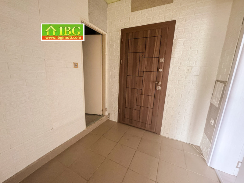 For Sale  Studio Ruse , Druzhba 1 , 37 sq.m | 76084029 - image [6]