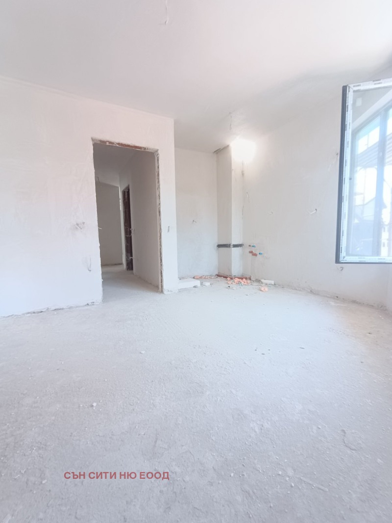 Продава  3-стаен град София , Младост 1 , 122 кв.м | 32411443