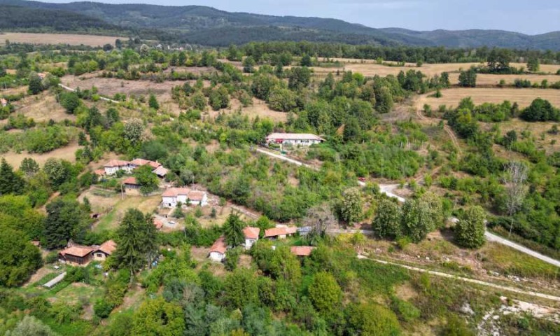 Till salu  Hus region Gabrovo , Sevlievo , 117 kvm | 50471738 - bild [2]