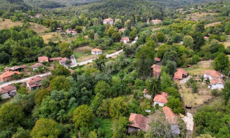 Till salu  Hus region Gabrovo , Sevlievo , 117 kvm | 50471738 - bild [6]