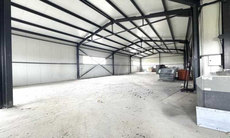 Продава СКЛАД, с. Гурмазово, област София област