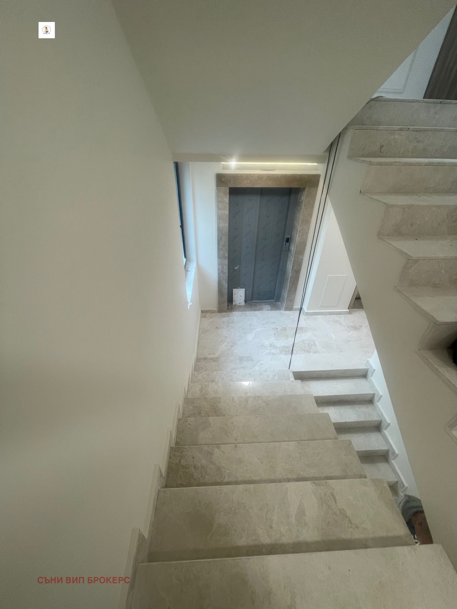 Продава 3-СТАЕН, гр. Плевен, Идеален център, снимка 2 - Апартаменти - 49840850