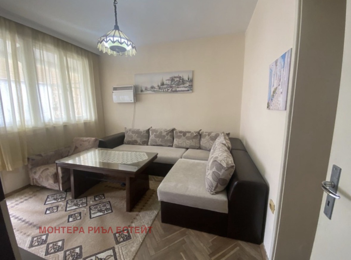 Продава 4-СТАЕН, гр. Варна, Конфуто