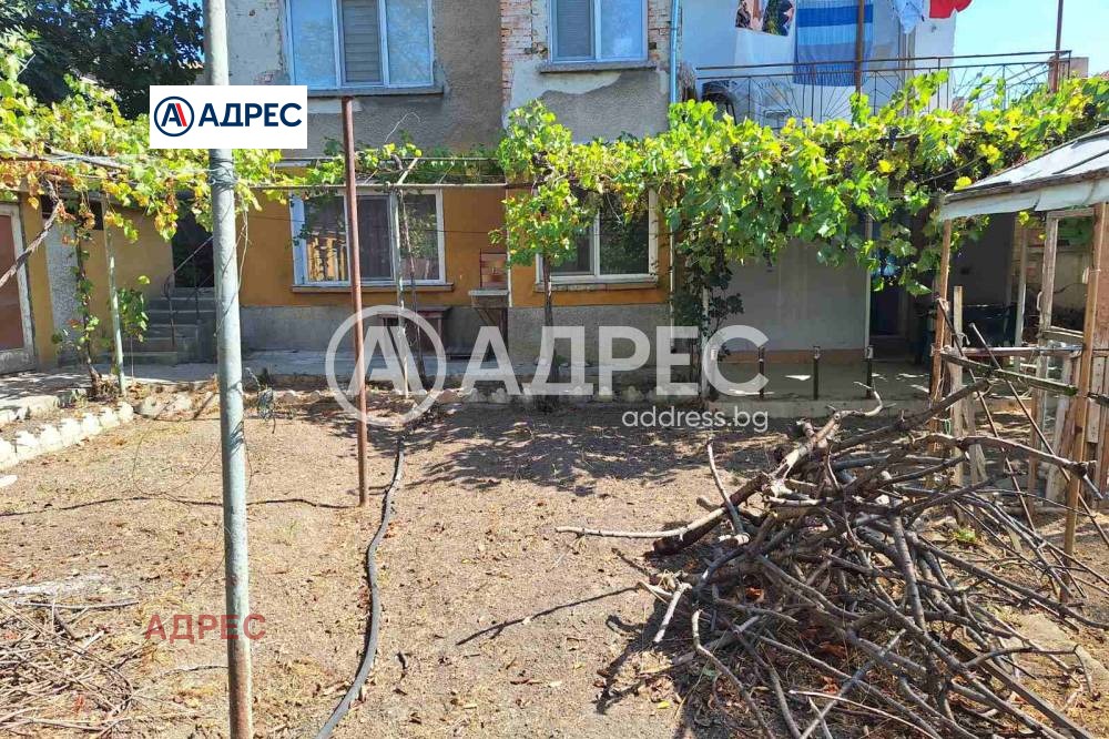 Продава ЕТАЖ ОТ КЪЩА, гр. Белослав, област Варна, снимка 2 - Етаж от къща - 53267186