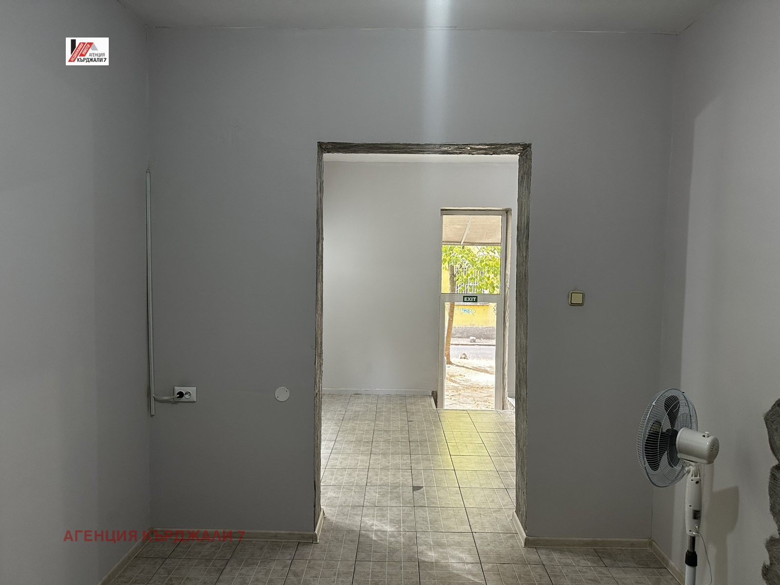 Продава МАГАЗИН, гр. Кърджали, Център, снимка 2 - Магазини - 54214260