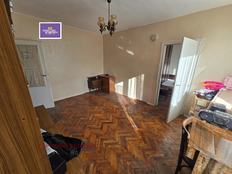 Продава 2-СТАЕН, гр. Велико Търново, Център, снимка 2 - Апартаменти - 53149289