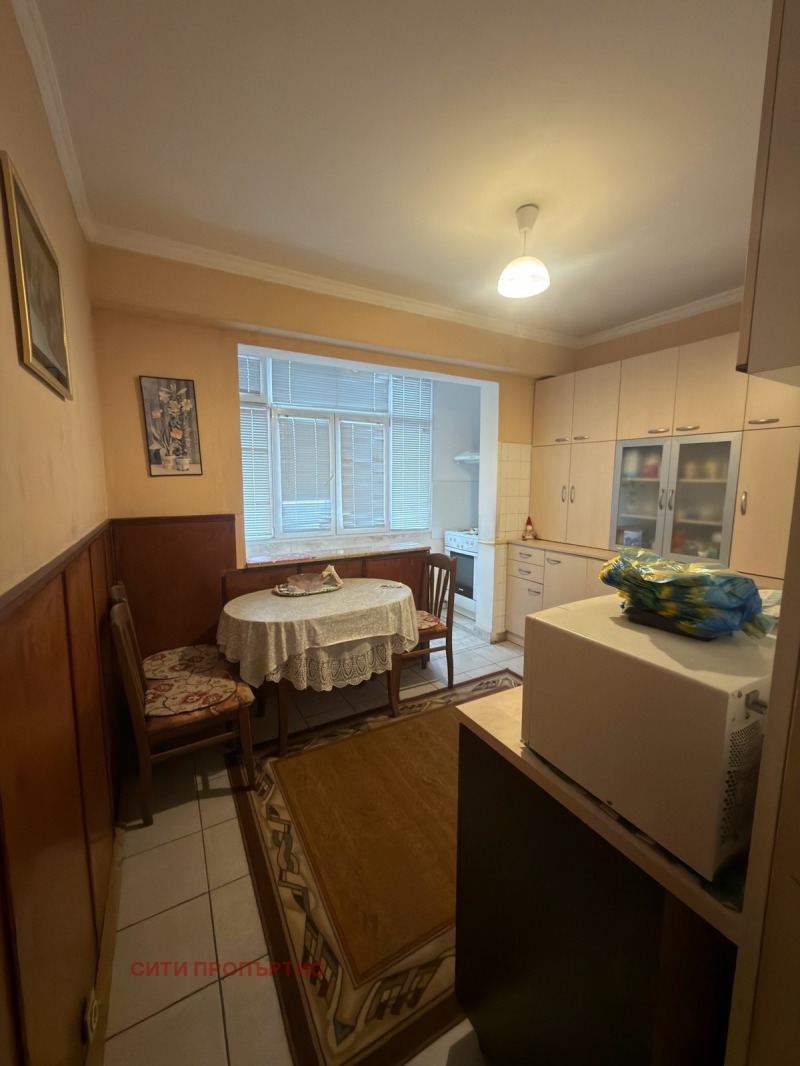 Продава 3-СТАЕН, гр. Благоевград, Струмско, снимка 4 - Апартаменти - 53338501