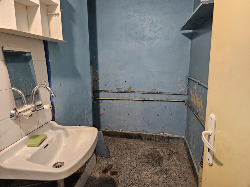 Продава 3-СТАЕН, гр. Лясковец, област Велико Търново, снимка 5 - Апартаменти - 53410048