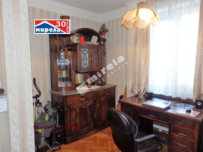 Na prodej  3 ložnice Sofia , Belite brezi , 198 m2 | 57281264