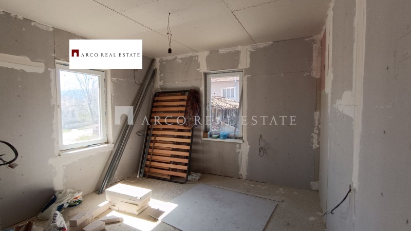 Продава КЪЩА, с. Скравена, област София област, снимка 5 - Къщи - 53085131