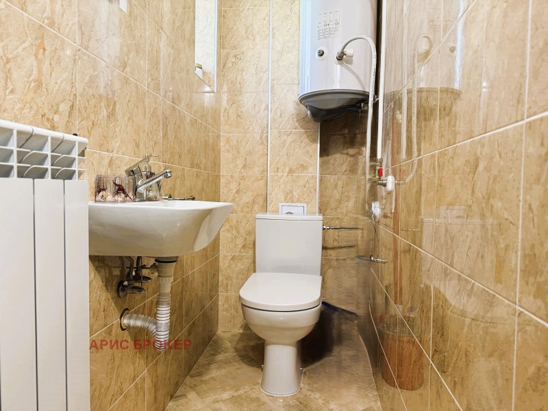 Till salu  Villa region Pazardzhik , Pestjera , 226 kvm | 29983482 - bild [8]