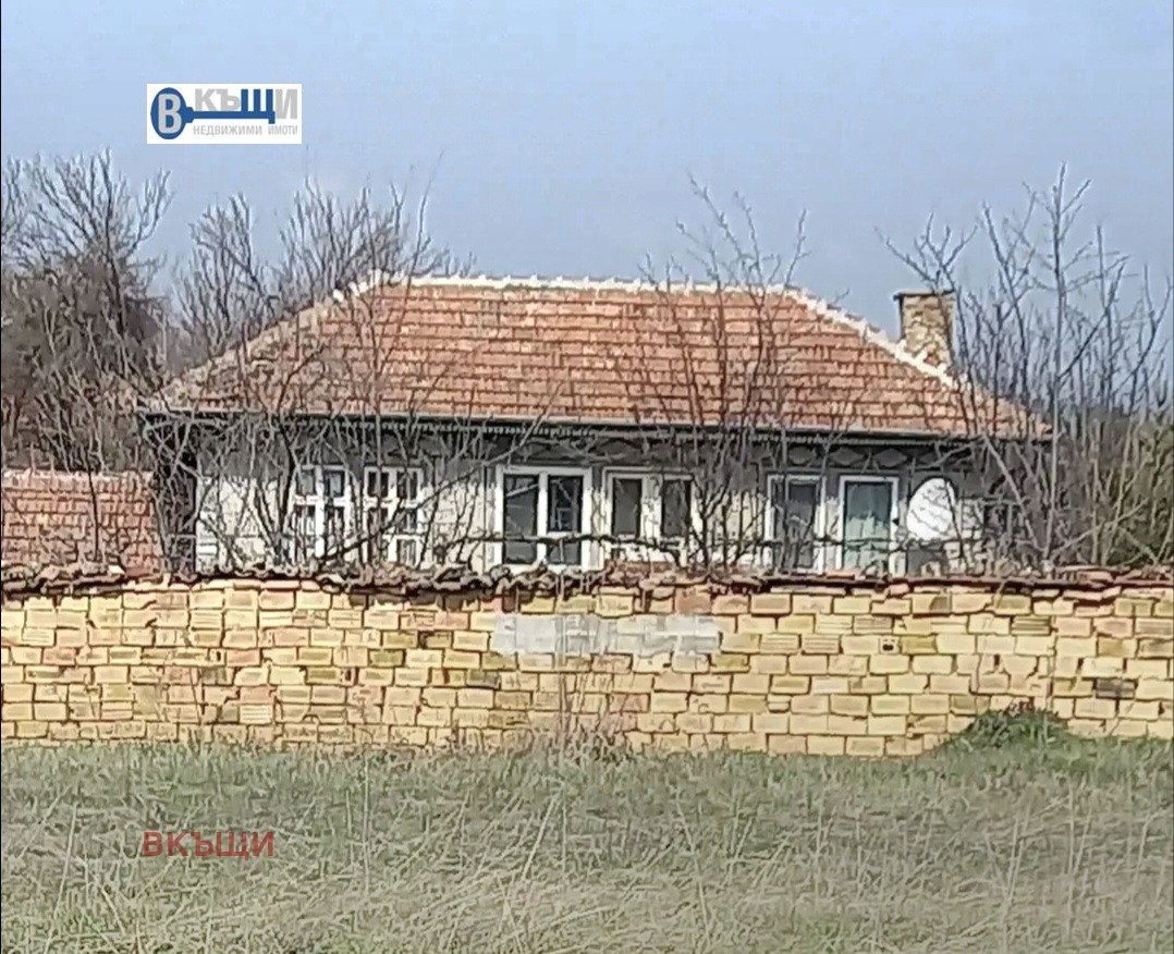 Продава КЪЩА, с. Янтра, област Велико Търново