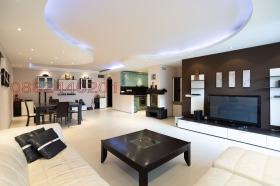 МНОГОСТАЕН, 200 m2