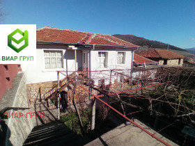 Haus Pesnopoj, region Plowdiw 1