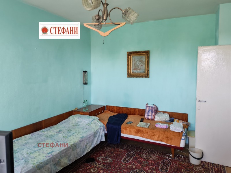 En venta  2 dormitorios Ruse , Vazrazhdane , 97 metros cuadrados | 53550035 - imagen [9]