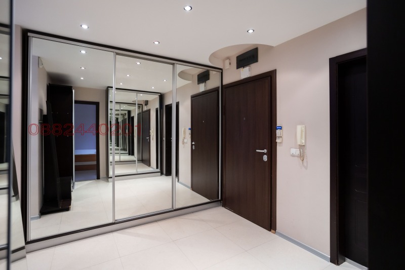 Продава МНОГОСТАЕН, гр. София, Витоша, снимка 15 - Апартаменти - 53440046