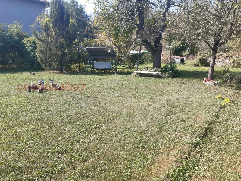 Продава КЪЩА, с. Яворец, област Габрово