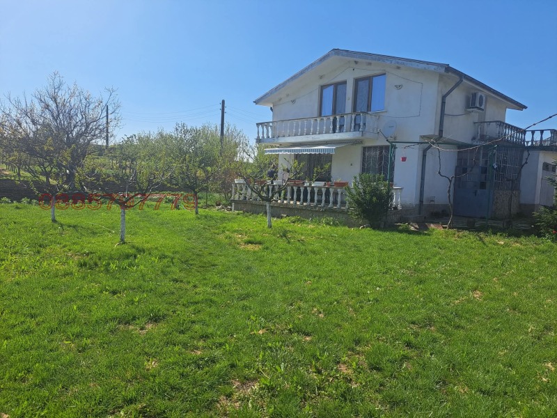 Продава КЪЩА, с. Тракия, област Стара Загора, снимка 8 - Къщи - 52769948